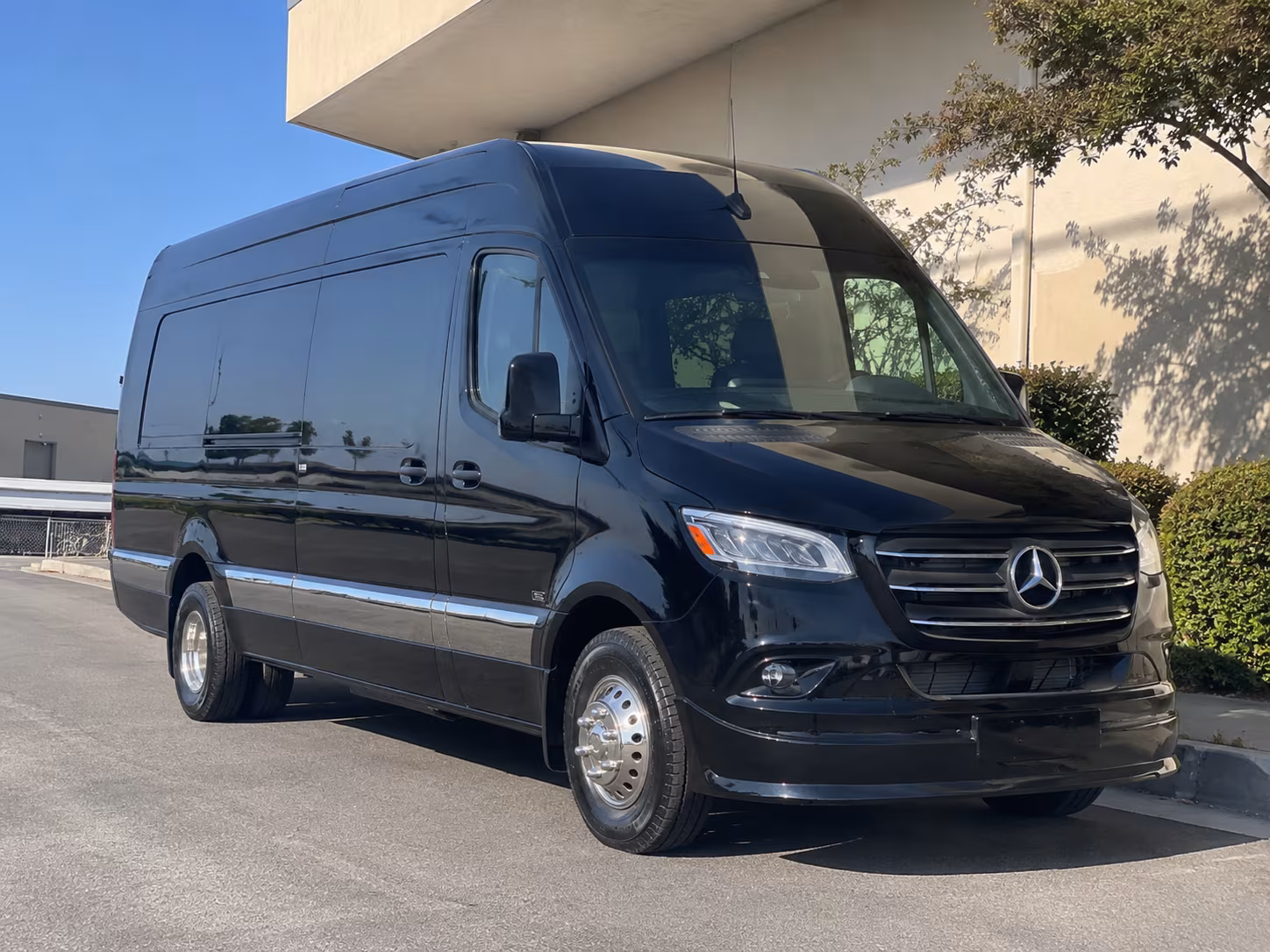 bus rental options for fairfield trips