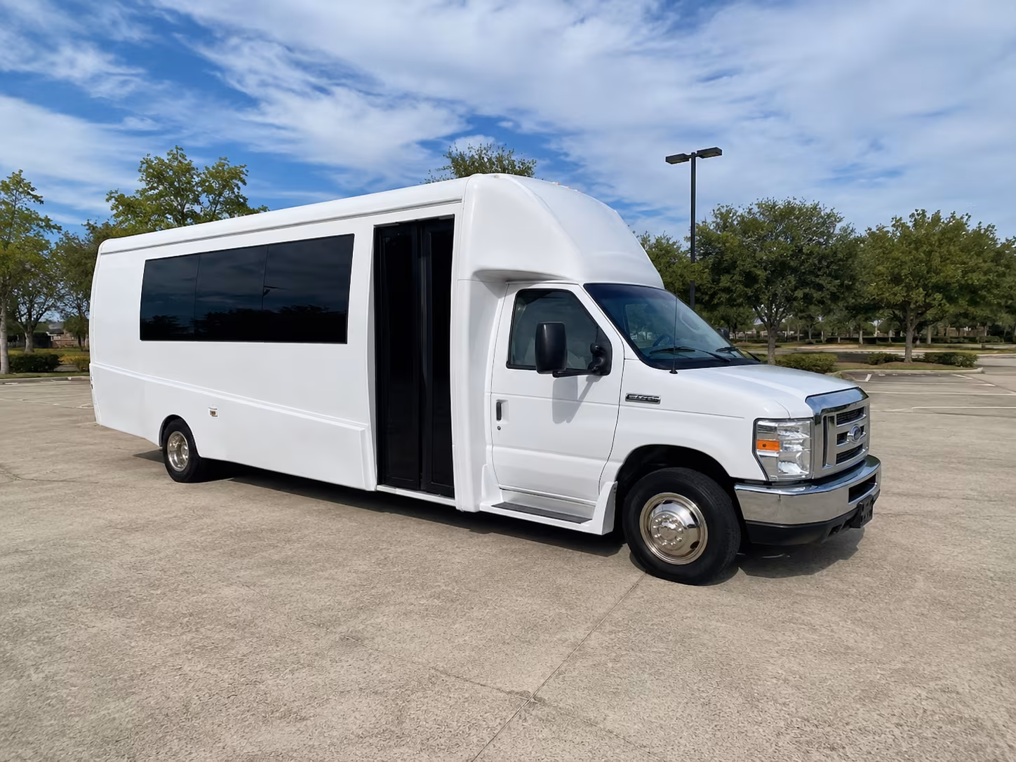 corporate and employee airport shuttle service in fairfield
