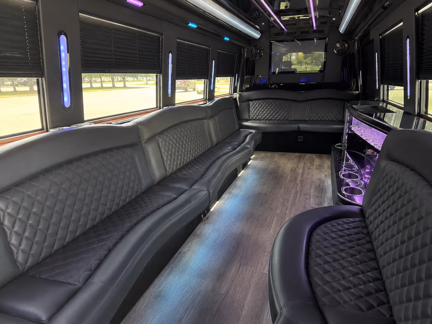 party buses for bachelorette wine tours through suisun valley